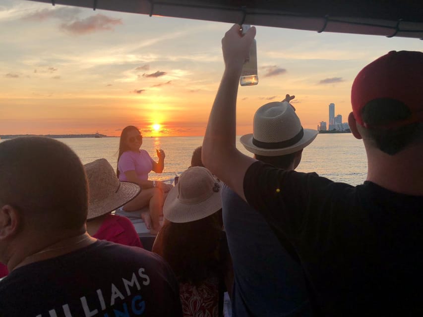 2-hour tour in Cartagena Sunset View in party boat - The Virgen del Carmen Stop: Fishermen’s Virgin Photo Moment