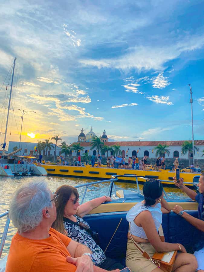 2-hour tour in Cartagena Sunset View in party boat - The After-Boat Nightclub Entrance: What the Add On Means