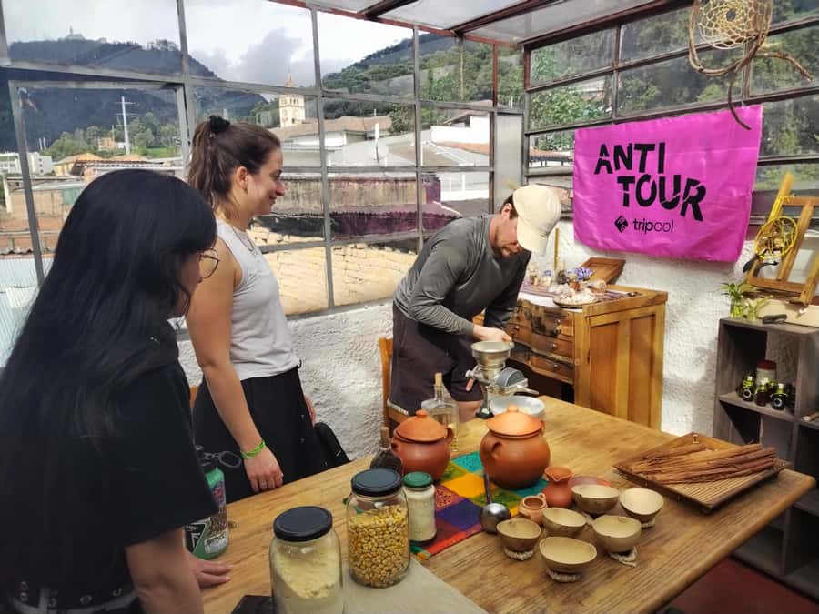 Anti tour Medellin - Medellín’s Anti Tour: what you’re really paying for