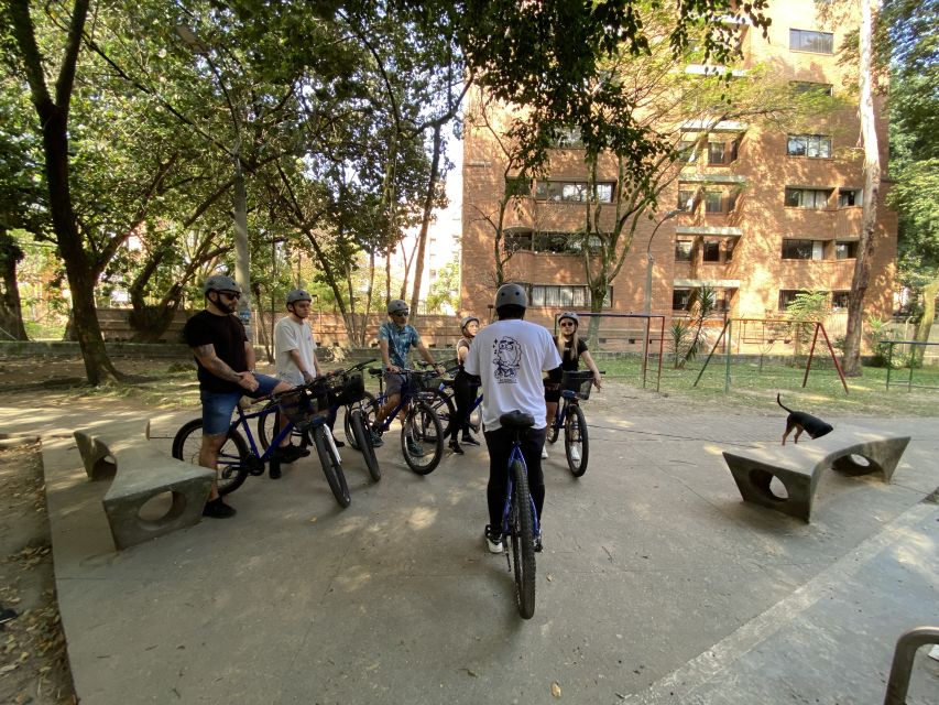 Bike Tour Medellin with Snacks and Local Beer - La Alpujarra: street-level architecture and city logic