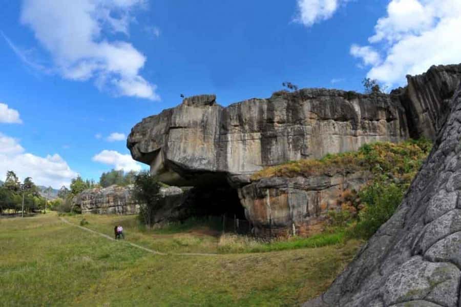 BOGOTA: Ancestral Exploration, Tour Facatativá, Piedras del Tunjo and Zipacón - Zipacón: Cobblestone Streets, a Church Visit, and Countryside Calm