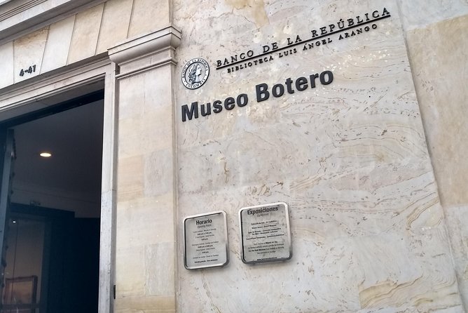 Bogota City Tour - Museo del Oro: gold artifacts with context, not just flash