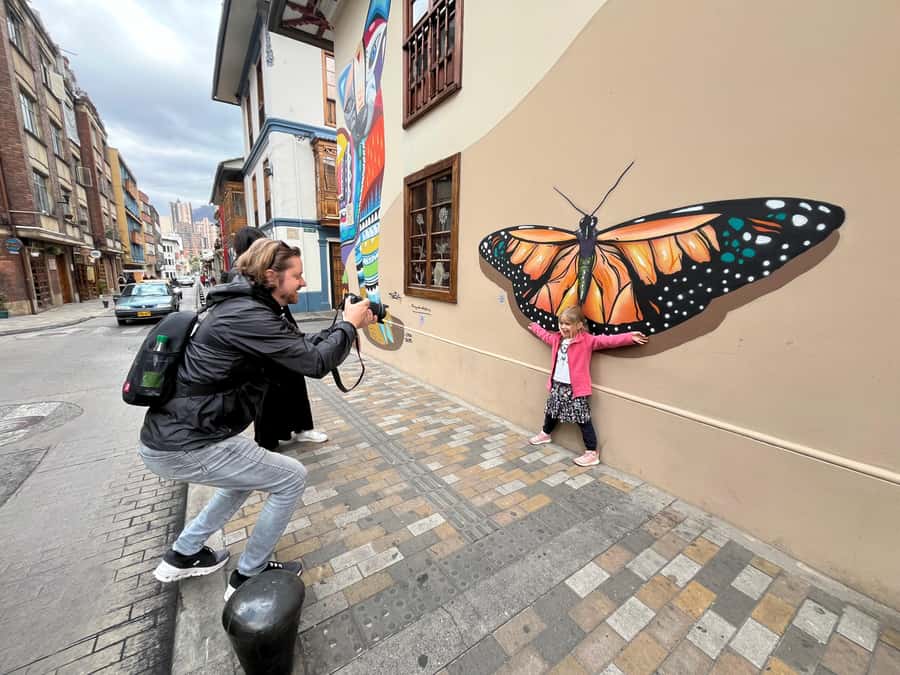 Bogotá: City Tour, Monserrate, Gold Museum, Plaza de Bolivar - Key points worth knowing