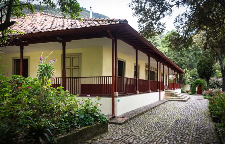 Bogotá: City Tour with Monserrate Hill, transfers and guide - What to bring (and what to leave behind)