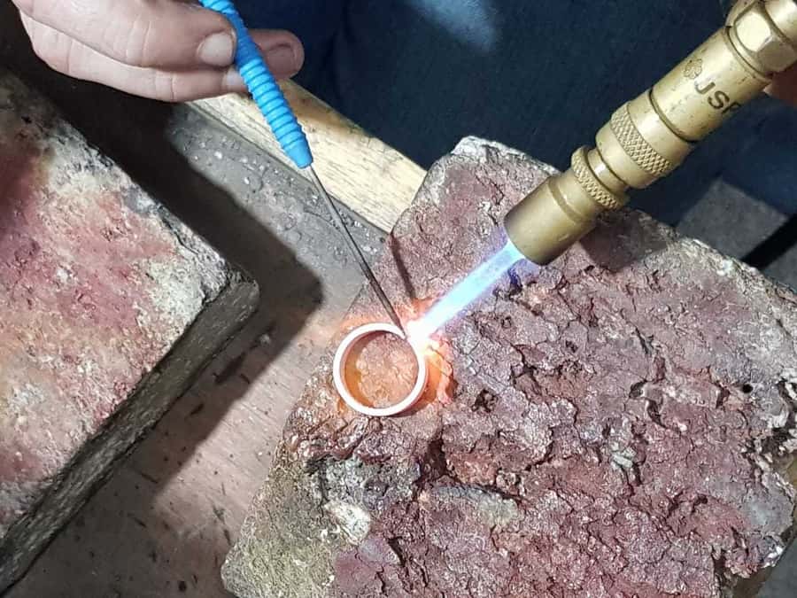 Bogota: Colombian Emerald Ring Workshop - Pande-bono stop: pre-Hispanic and colonial metals, with your ring on deck
