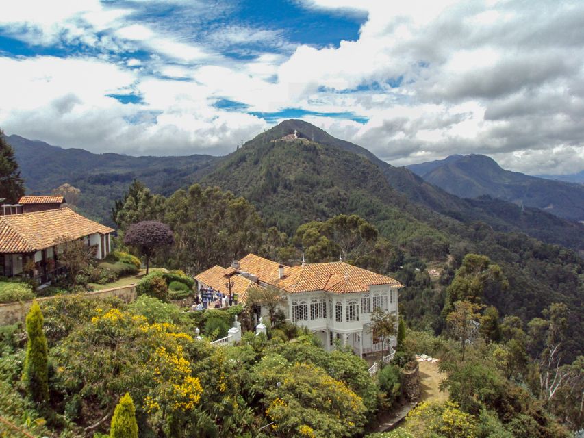 Bogota: Downtown City and Monserrate Hill Private Tour - Bolívar Square: national power you can map in minutes
