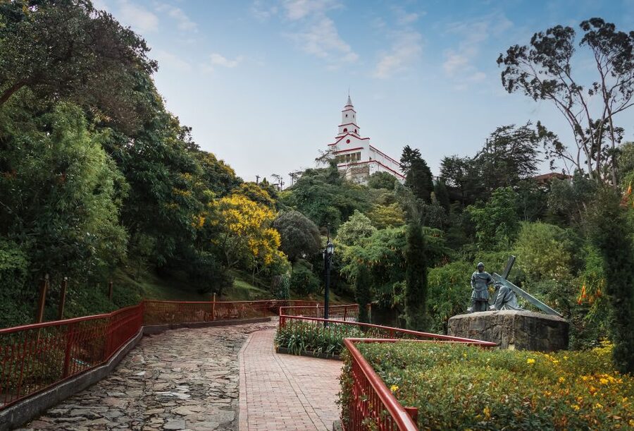 Bogota: Gold Museum and Monserrate Private Half-Day Tour - Monserrate Peak Views and the Sanctuary Moment
