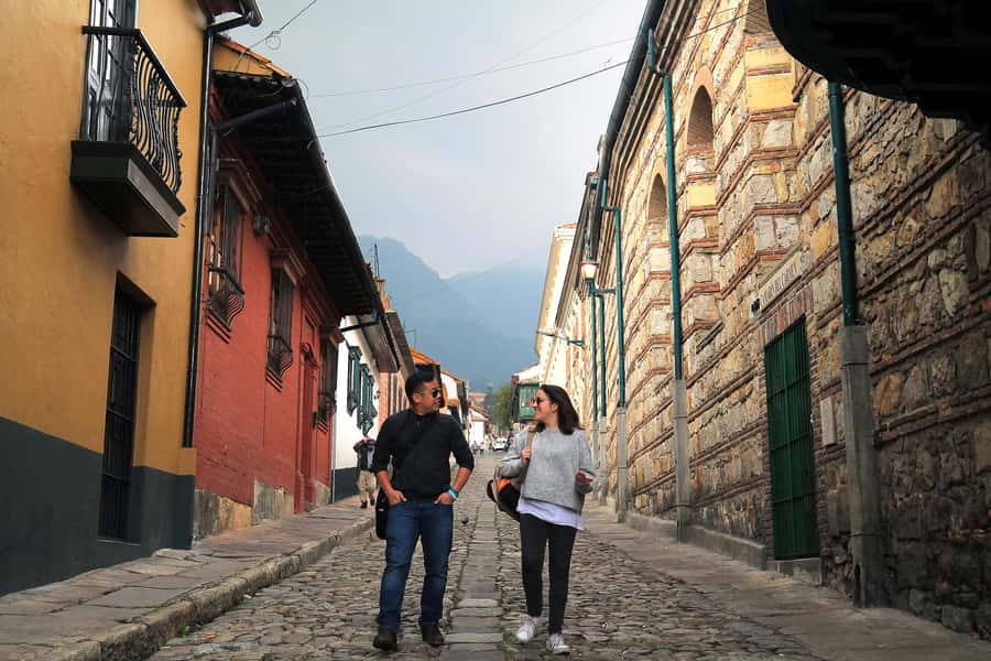 Bogota: La Candelaria Highlights Walking Tour - Teatro Colón: Why One Building Can Change the Tone of a Neighborhood