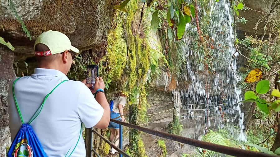 Bogota: La Chorrera Waterfall Guided Hike and Guadalupe Hill - Entering the cloud-forest world near Bogotá
