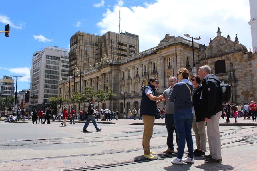 Bogotá: Private Candelaria Walking Tour and Gold Museum - Key points worth knowing before you go