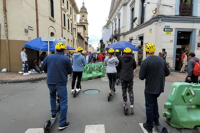 Bogota scooter tour - Where you start at Cl. 12b #285, and what the first minutes feel like