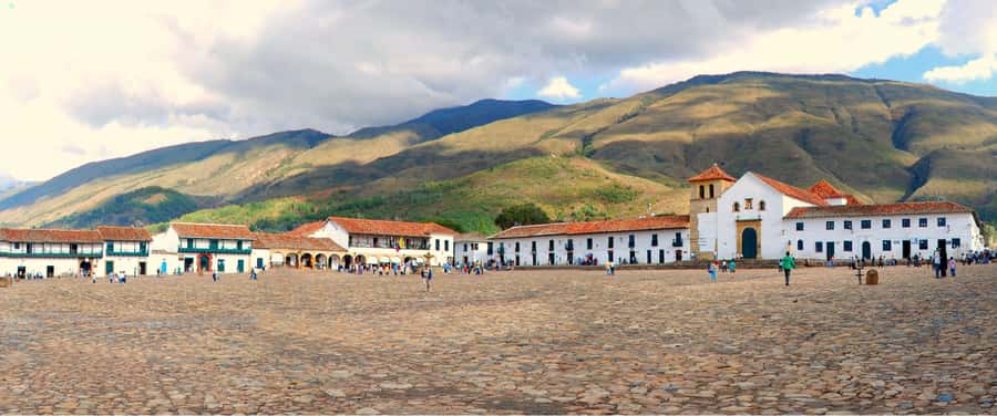 Bogotá: Villa de Leyva Full-Day Tour with Meals - The drive breaks that make the day feel less like travel time
