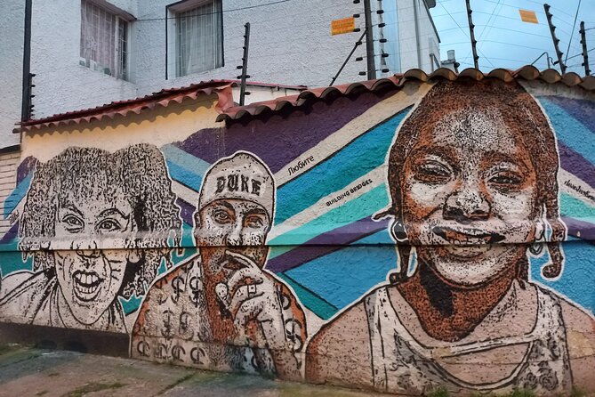 Bogota Walking Tour Teusaquillo, a different part of the city - Coffee and craft beer tastings: included breaks that make the tour feel complete