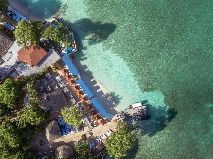 BORA BORA AREA CLUB - Your seat choice: included beds, first row upgrades, and comfort