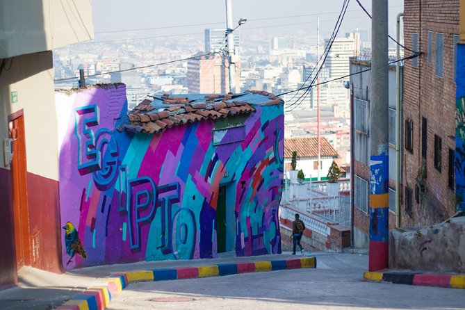 Breaking Borders: Bogota Gansters Story - Why Barrio Egipto Stops You From Seeing Bogotá on Autopilot