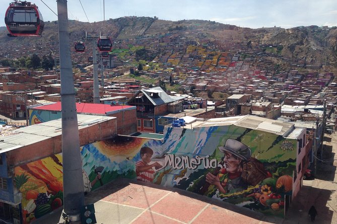 Cable car to el Paraiso, the city slum - Why El Paraiso matters more than the usual Bogotá route
