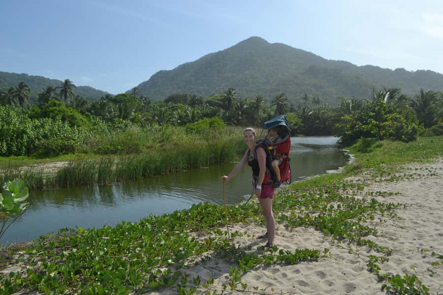 Cabo San Juan Day Tour - The Spanish-Language Guided Hike: How Groups Really Move
