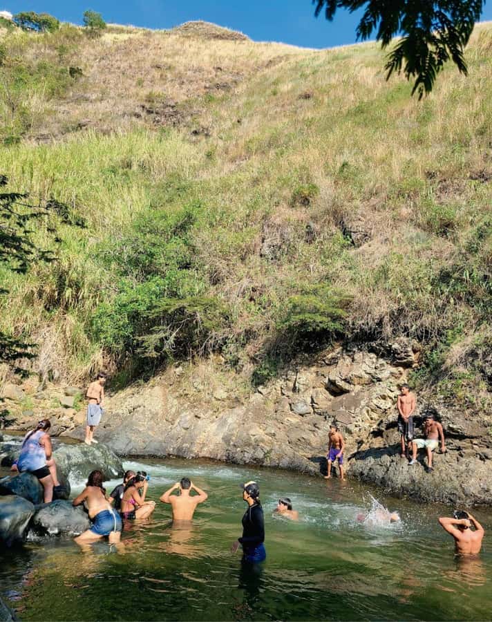 Cali: Cali River Waterfall and Great River Pools Tour - Pack Smart for River Water: Shoes, Clothes, and the Wet-Feet Reality