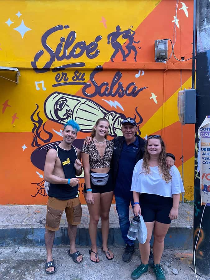 Cali: Comuna 20 Siloé Street Art Tour - Local Food Stops: How to Plan When Meals Aren’t Included