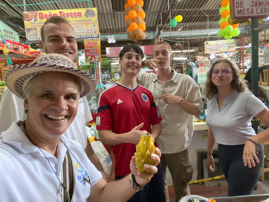 Cali: Fruit Market Walking Tour with Tastings - The walking route: market square to fruit stalls