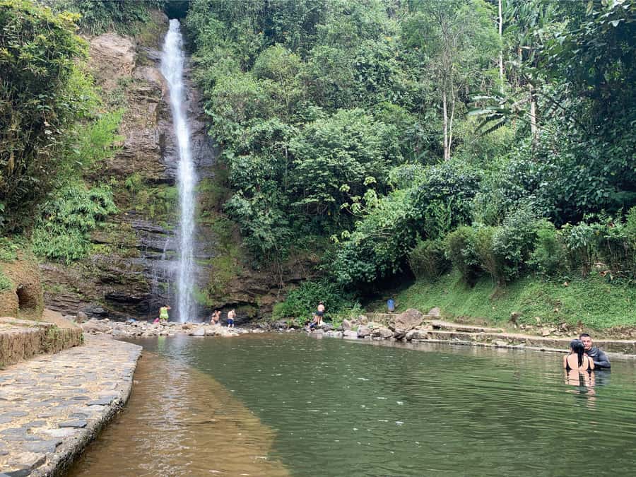 Cali: Tour of Waterfall in Pance River - Chorrera del Indio - Chorrera del Indio and Pance River in one 4-hour plan