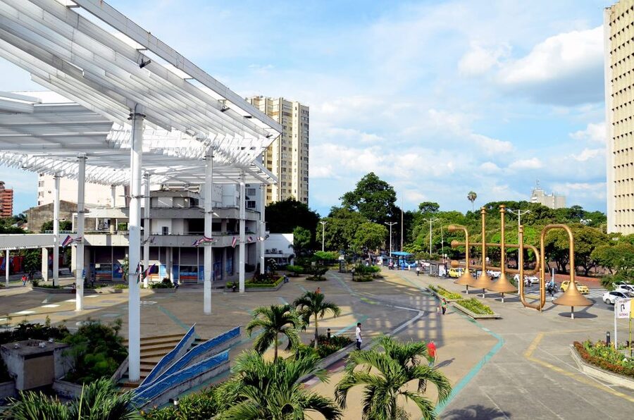 Cali: Two hours walking Cali City discovery tour - Centro Cultural de Cali and Teatro Municipal Enrique Buenaventura