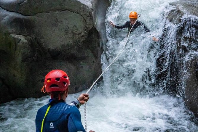 Canyoning Guatape River - Getting to Samaria, the walk that sets the tone