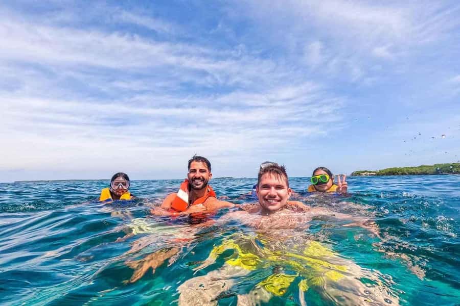 Cartagena: 5 Rosario Islands, Full party with drinks, Snorkeling and lunch - Isla Grande snorkeling and the Pablo Escobar plane photo moment