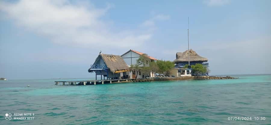 Cartagena: All-Inclusive Rosario Islands Speedboat Tour - Tierra Bomba From the Water, Including San Fernando and San José