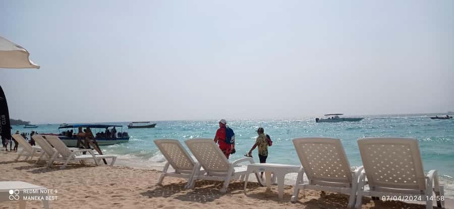 Cartagena: All-Inclusive Rosario Islands Speedboat Tour - Oceanarium Visit: Ticket Handling, Time Limits, and What to Watch For