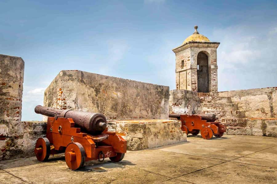 Cartagena: BILINGUAL CITYTOUR + SAN FELIPE CASTLE & Old city - Key highlights I’d aim for