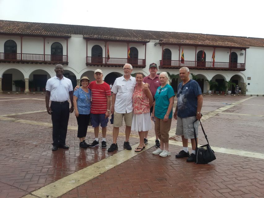Cartagena City Tour: 4-Hour Cruise Excursion - San Felipe Fort Stop: A Colonial Stronghold Intermission