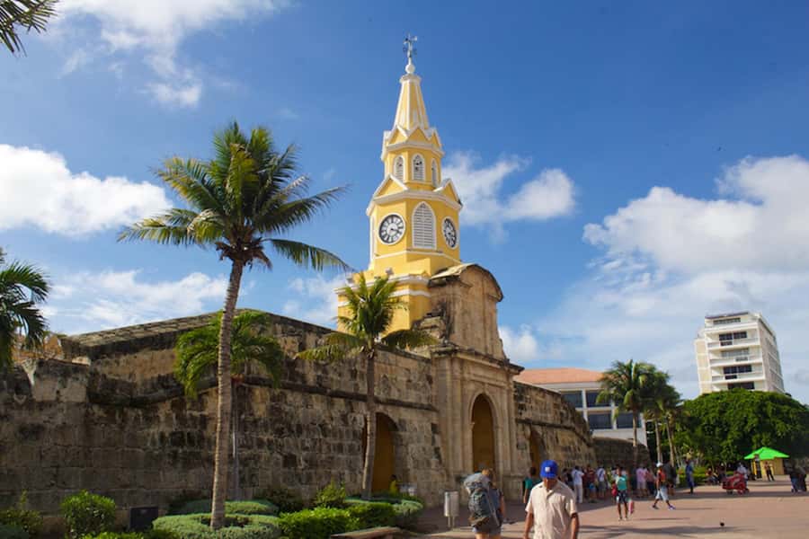 Cartagena: CITY TOUR OVERVIEW of the city Boots castle chiva - Pickup points: Bocagrande, Castillogrande, and the Clock Tower