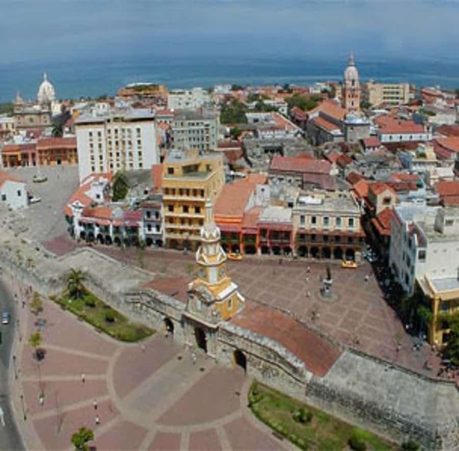 Cartagena City Tour with San Felipe Castle & Old Town Walk - Key points to know before you go