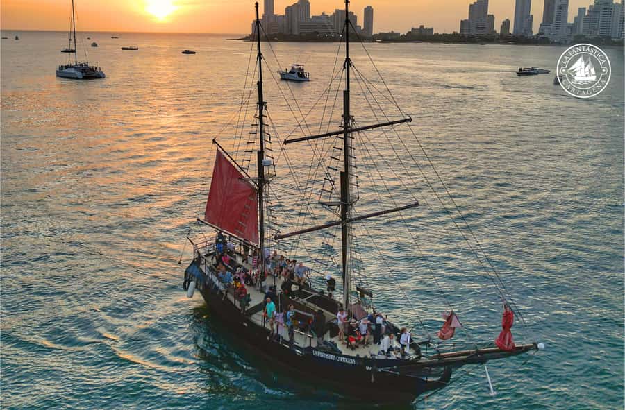 Cartagena, CO: Sunset Skyline Pirate Boat Tour with Drinks - The boat route that puts Bocagrande, Laguito, and Castillo Grande on your photos