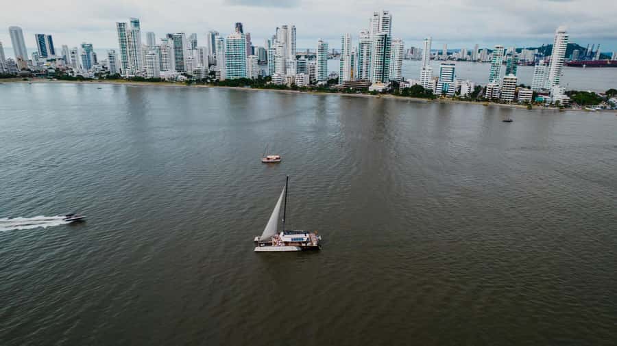 Cartagena de Indias: 2-Hour Sunset Cruise - Price and value: what $31 buys you, and where you might spend more