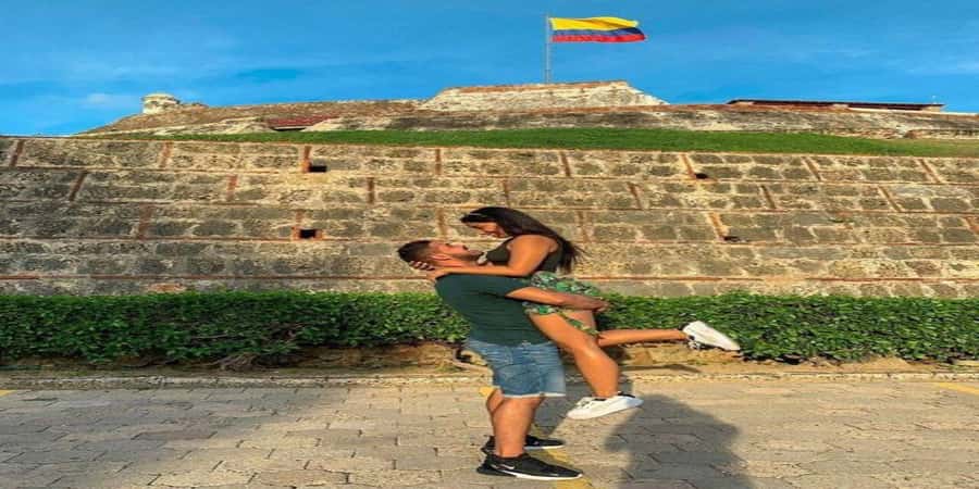 Cartagena: Explore with a city tour aboard a typical "chiva". - The chiva ride itself: fun energy, but plan for heat and possibly less party vibes
