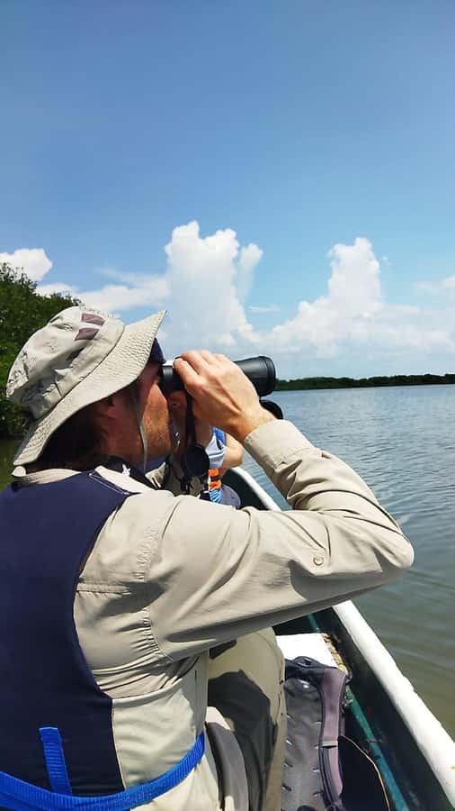 Cartagena: FISHERMEN'S ISLAND IN THE MANGROVES by canoe - Price and value: what $28 buys you and where extras fit in