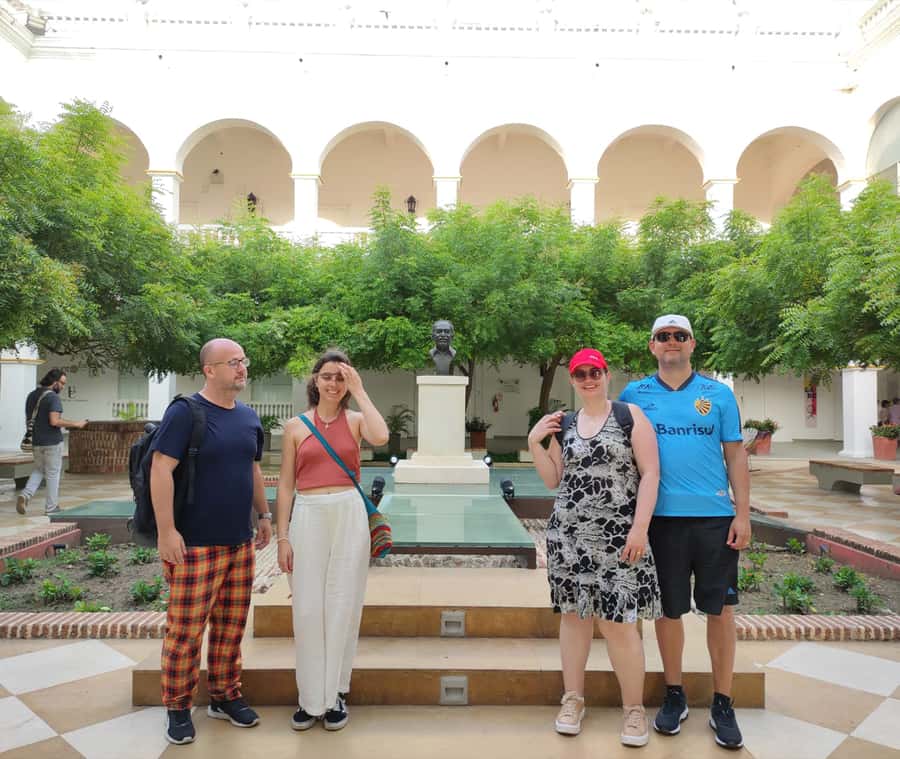 Cartagena: Gabriel García Márquez Private Walking Tour - Starting at Cervantes Saavedra, then letting the city explain Gabo