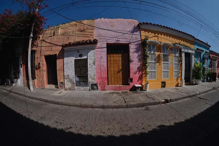 Cartagena: Graffiti Tour in Getsemani - Should you book Gran Colombia Tours in Getsemaní?