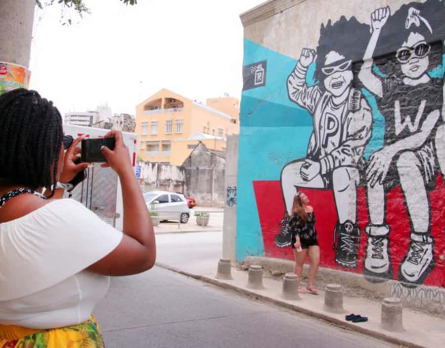 Cartagena: Graffiti Tour in Getsemani - Pickup in Cartagena, then a 3-hour walk with a real local pace