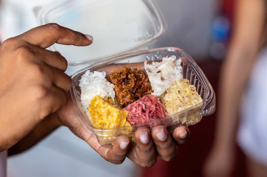 Cartagena: Guided Street Food Tour with Tastings - Why this tour works better than wandering alone