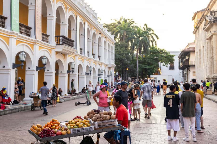 Cartagena: Guided Street Food Tour with Tastings - Walled City walking in Cartagena: your first set of tastings