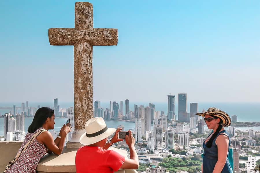 Cartagena: Guided Tour, with La Popa Convent, and San Felipe - Optional Emerald Jewelry Factory Visit: Cool Lesson, Some Shop Time
