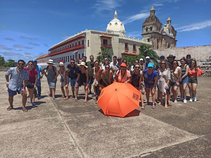 Cartagena: Historic Center and Getsemaní Shared Walking Tour - Getsemaní culture corridor: umbrellas, graffiti, and the end-of-tour music
