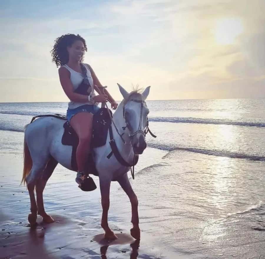 Cartagena: Horseback Ridding Excursion on the Beach - One hour riding along the shoreline with Caribbean views