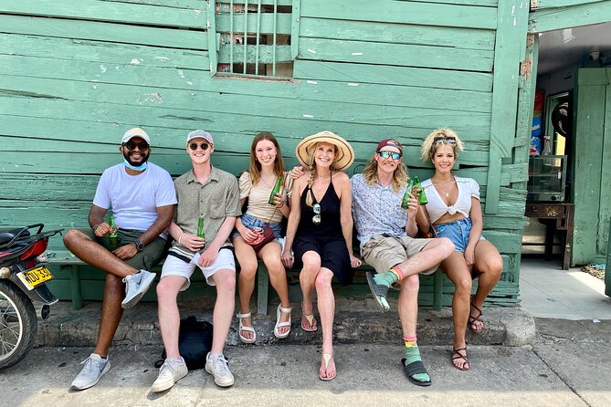 Cartagena Instagrammable History - The 2-Hour Old Town Photo Walk and Facade Angles