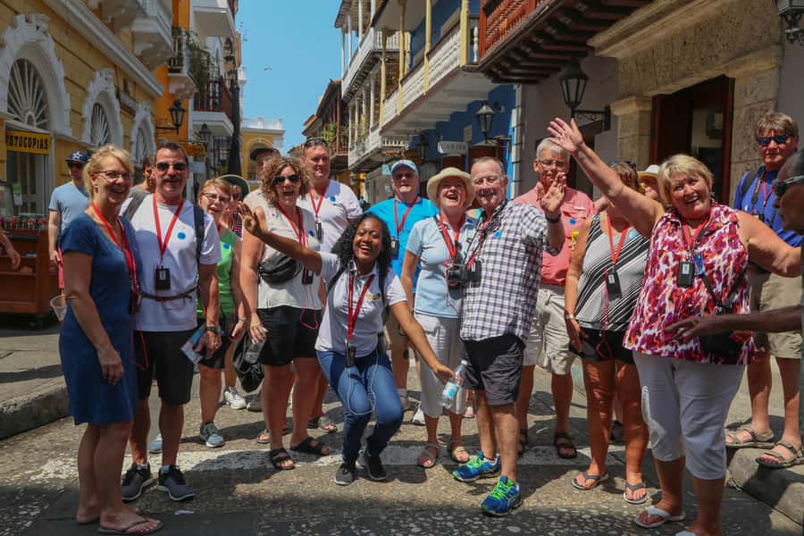 Cartagena Legends Private Tour - Getsemaní Street Color, Art, and a Lunch That Hits