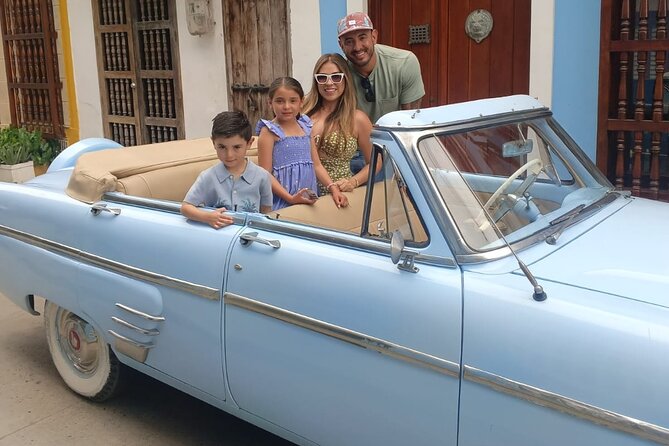 Cartagena Luxury Classic Car Tour + Bilingual Historian Guide - Teatro Adolfo Mejía (Teatro Heredia): old church, European opera house shape