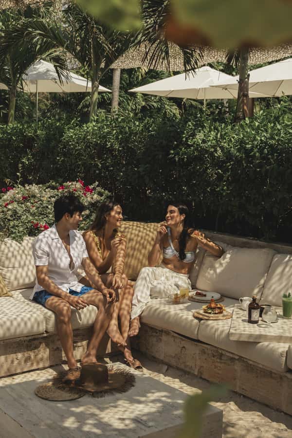Cartagena: Makani Luxury Beach Club Day Pass - Your day at Makani: What happens once you arrive